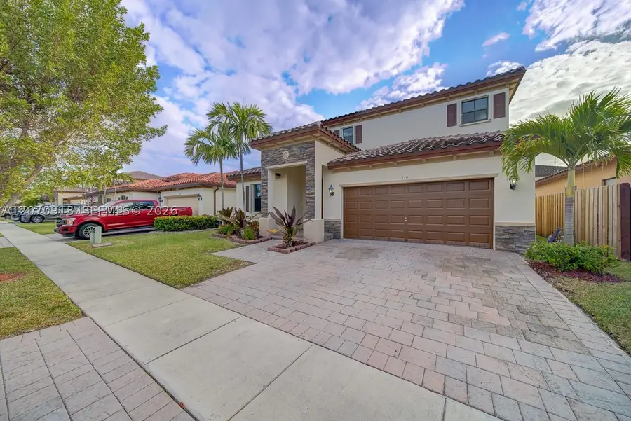139 NE 26th Ave, Homestead, FL 33033 - #2