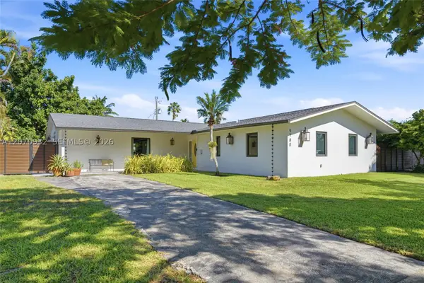 9780 Bel Aire Dr, Cutler Bay, FL 33157