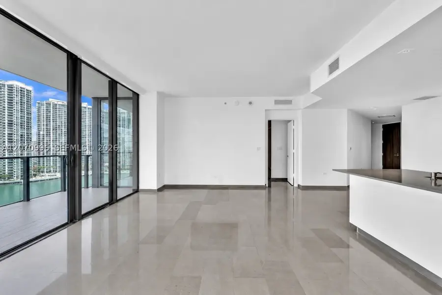 68 SE 6th St #1702, Miami, FL 33131 - #3