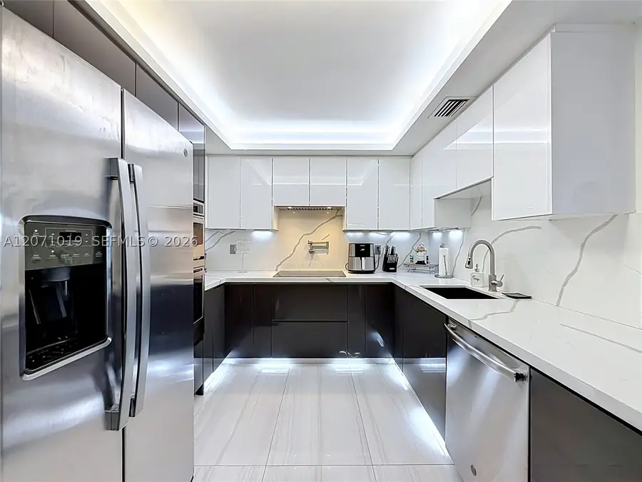 6900 Bay Dr #11G, Miami Beach, FL 33141 - #2