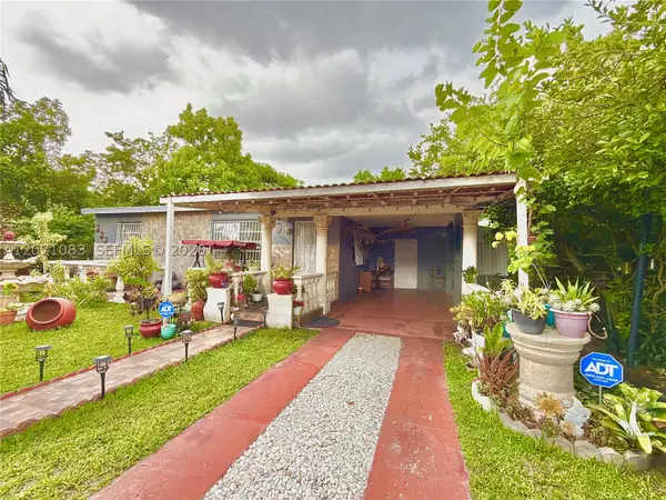 12550 NW 1st Ave, North Miami, FL 33168