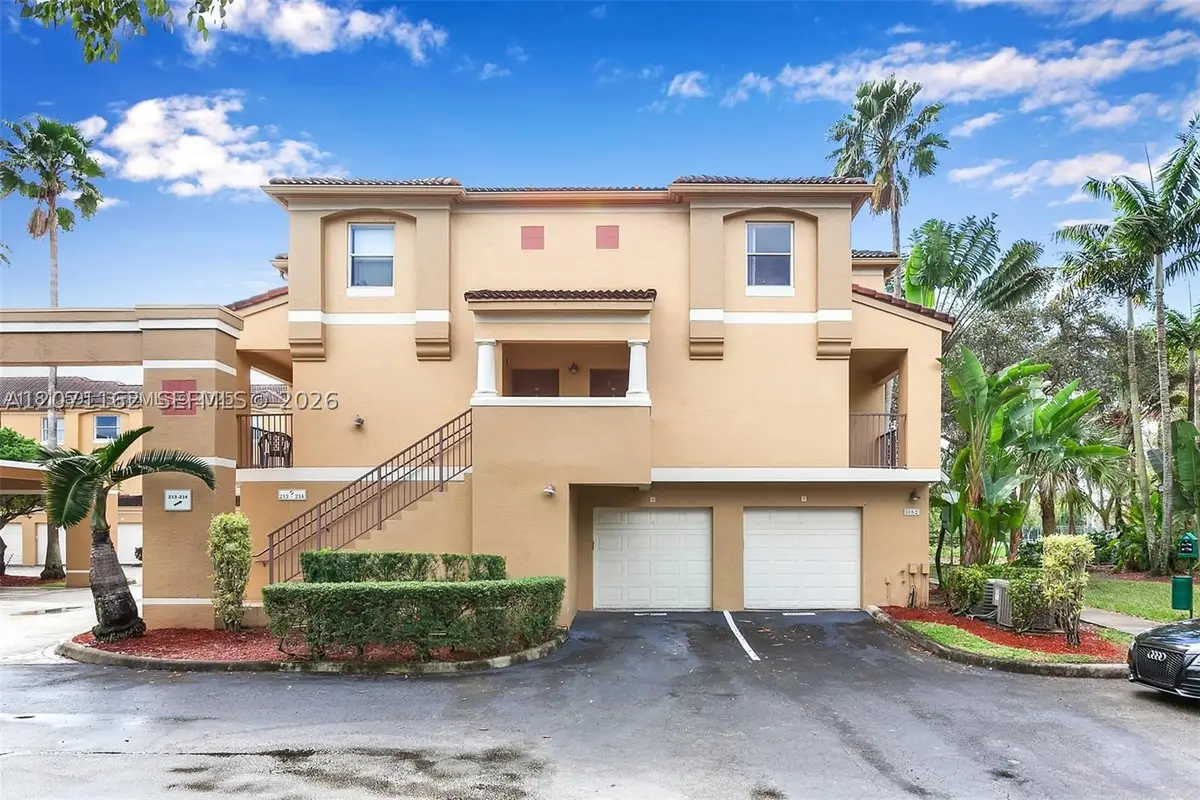 771 N Pine Island Rd #214, Plantation, FL 33324 - #1