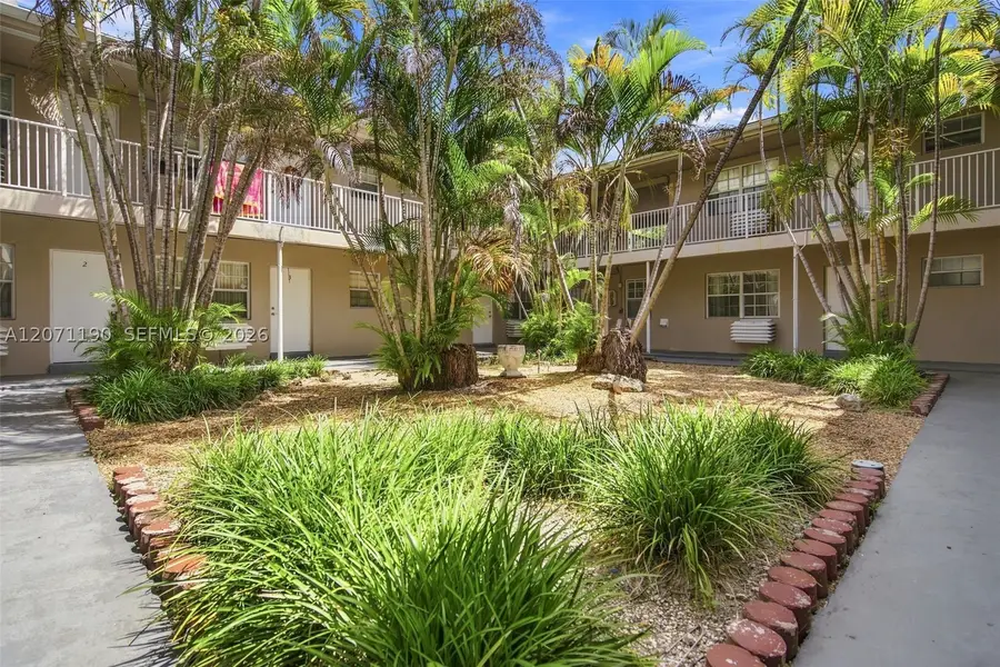 6511 Santona St #C6, Coral Gables, FL 33146 - #2