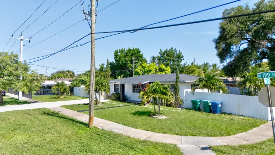 1298 NE 199th St, Miami, FL 33179 - #3