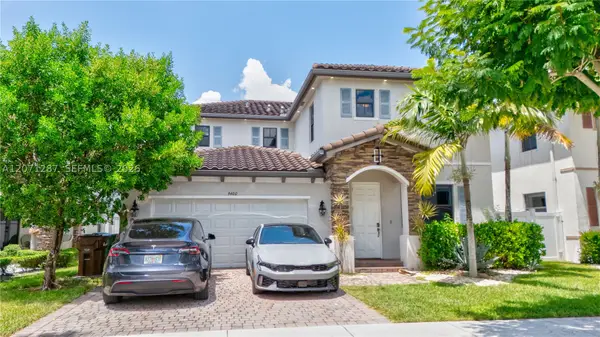 9400 W 35th Ln, Hialeah, FL 33018