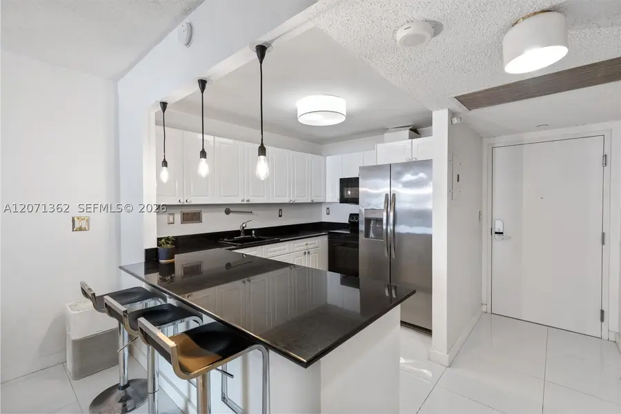 2301 Collins Ave #931, Miami Beach, FL 33139 - #3