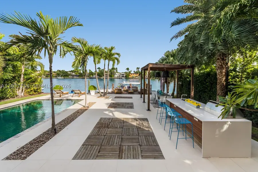 455 E Dilido Dr, Miami Beach, FL 33139 - #3