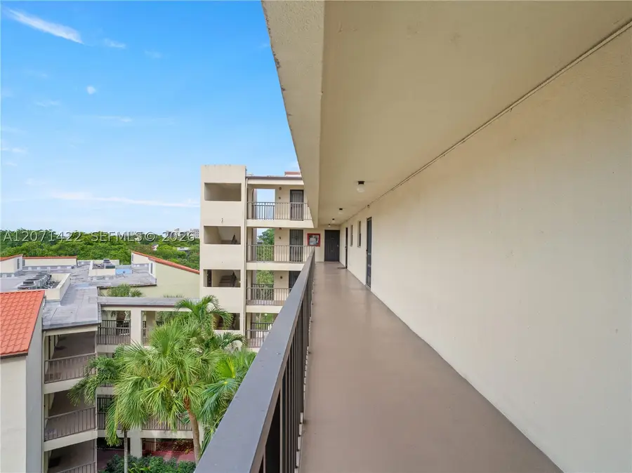 2314 S Cypress Bend #611, Pompano Beach, FL 33069 - #2