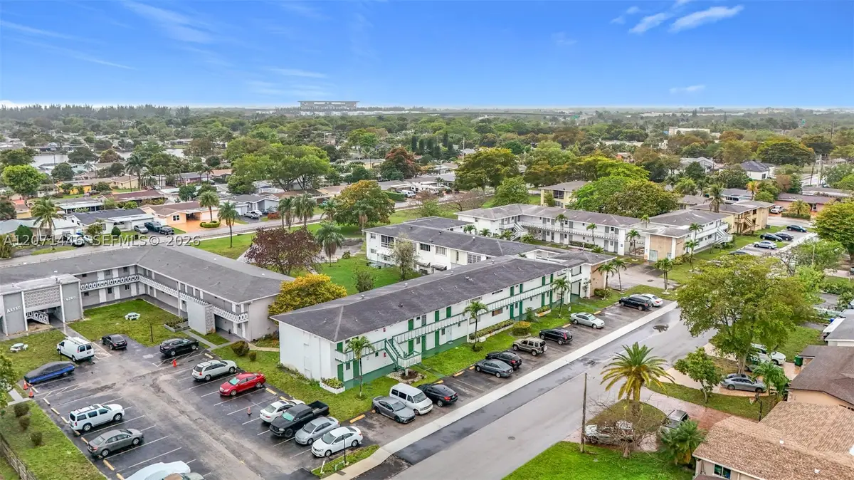 6730 Arbor Dr #202, Miramar, FL 33023 - #1