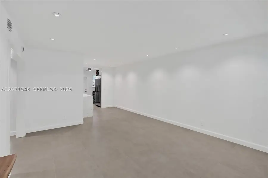 350 S Shore Dr #12, Miami Beach, FL 33141 - #2