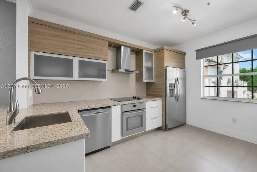 5670 NW 116th Ave #222, Doral, FL 33178 - #2