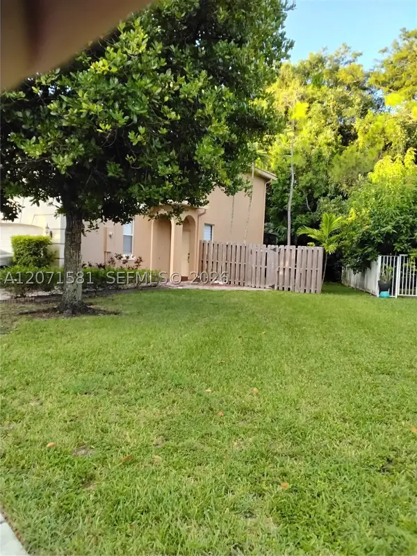 3642 Asperwood Cir, Coconut Creek, FL 33073