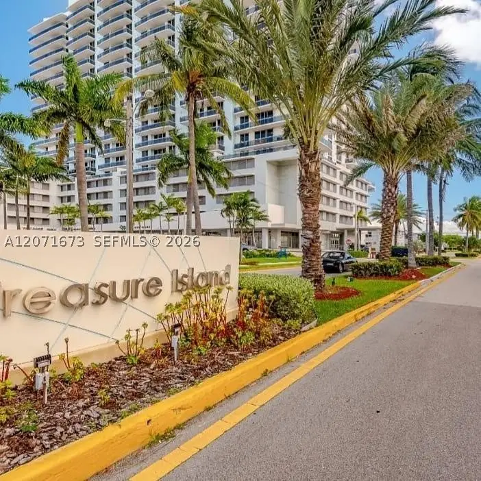 1801 S Treasure Dr #302, Miami Beach, FL 33141 - #2