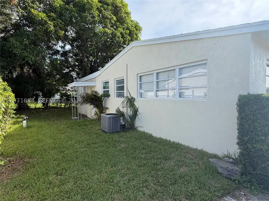 1240 W 26th Ct, Riviera Beach, FL 33404 - #3