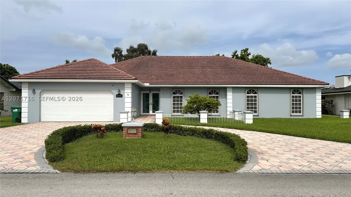 18921 W Oakmont Dr, Hialeah, FL 33015 - #1