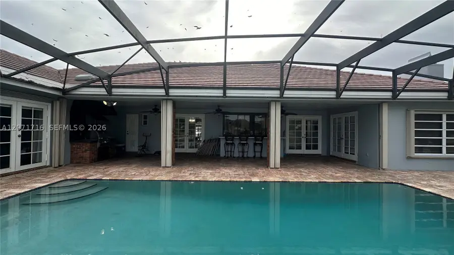 18921 W Oakmont Dr, Hialeah, FL 33015 - #3
