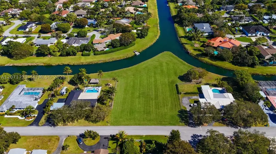 17325 Sw 84 Ave, Palmetto Bay, FL 33157 - #2