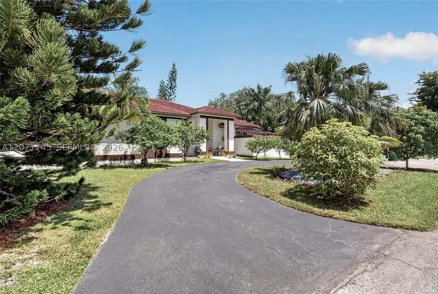 17711 SW 81st Ct, Palmetto Bay, FL 33157 - #2
