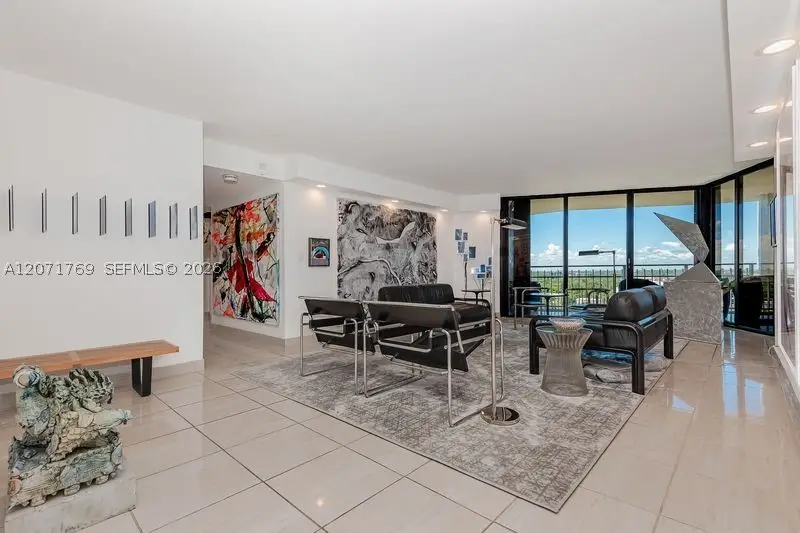 1000 Quayside Terrace #1901, Miami, FL 33138 - #2