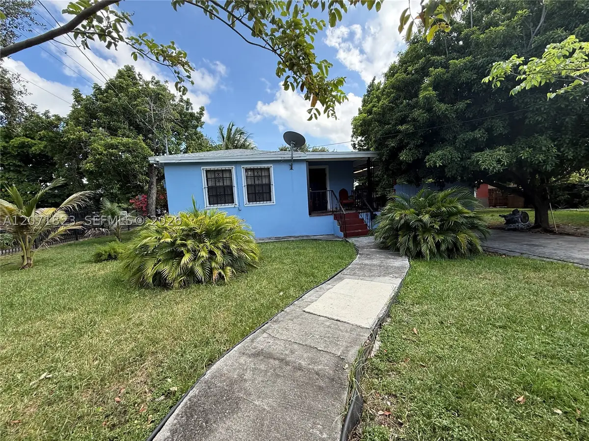 3102 NW 31st St, Miami, FL 33142 - #1