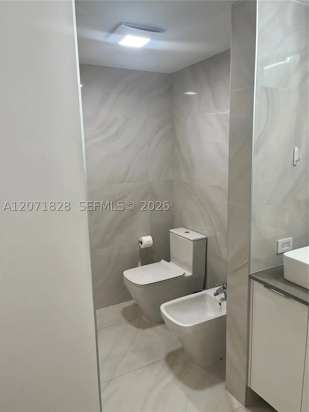 20191 E Country Club Dr #503, Aventura, FL 33180 - #1