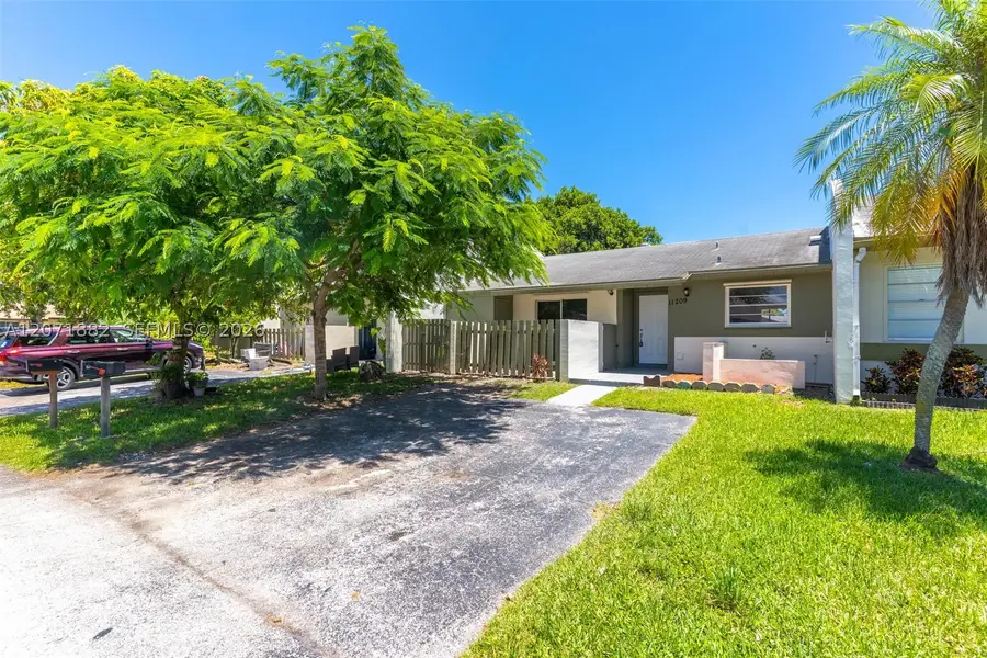 11209 SW 125th Pl, The Crossings, FL 33186 - #2