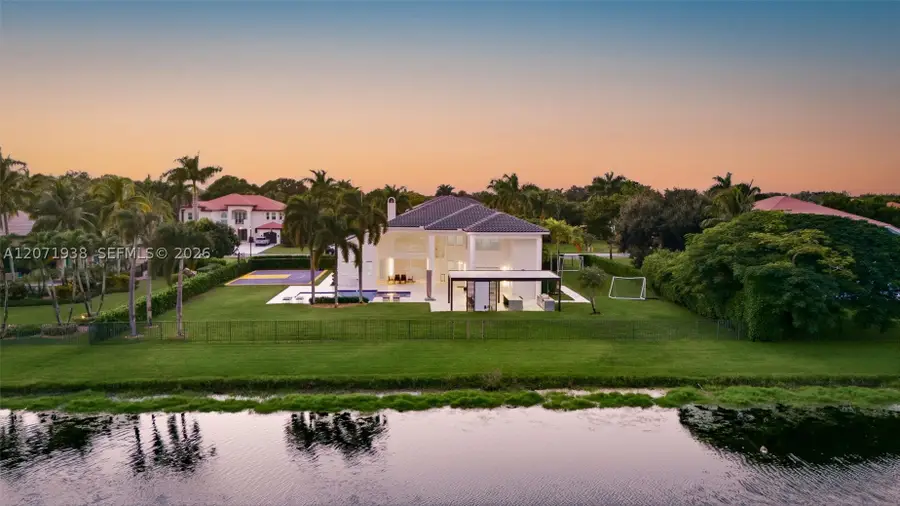 3526 Juniper Ln, Davie, FL 33330 - #2