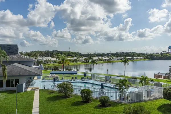 2223 Park Ln #314, Hollywood, FL 33021