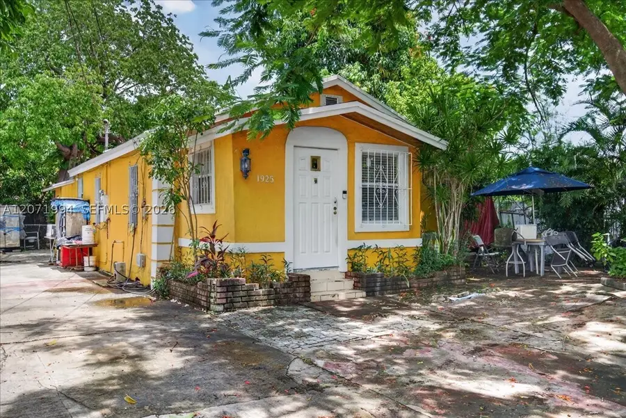 1925 NW 85th St, Miami, FL 33147 - #2