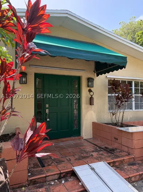 15190 Old Cutler Rd, Palmetto Bay, FL 33158 - #1