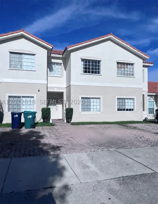 Address Withheld By Seller, Miami, FL 33157