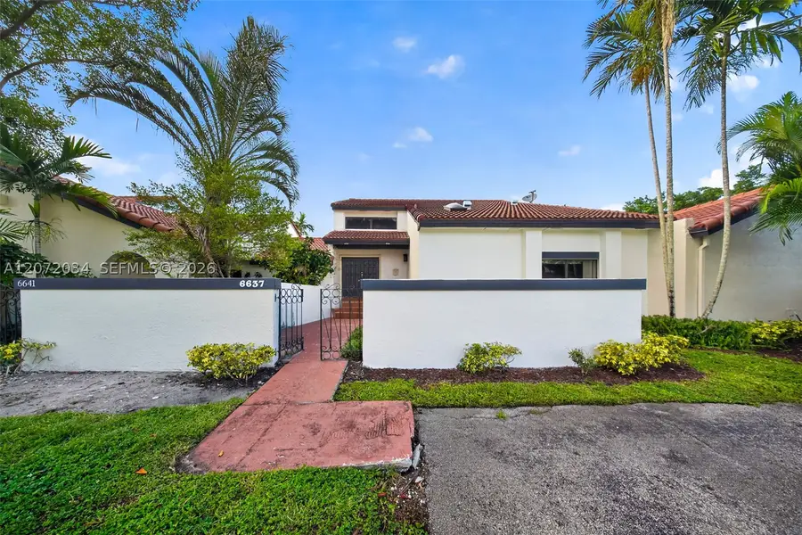 6637 NW 181st Ln, Hialeah, FL 33015 - #2