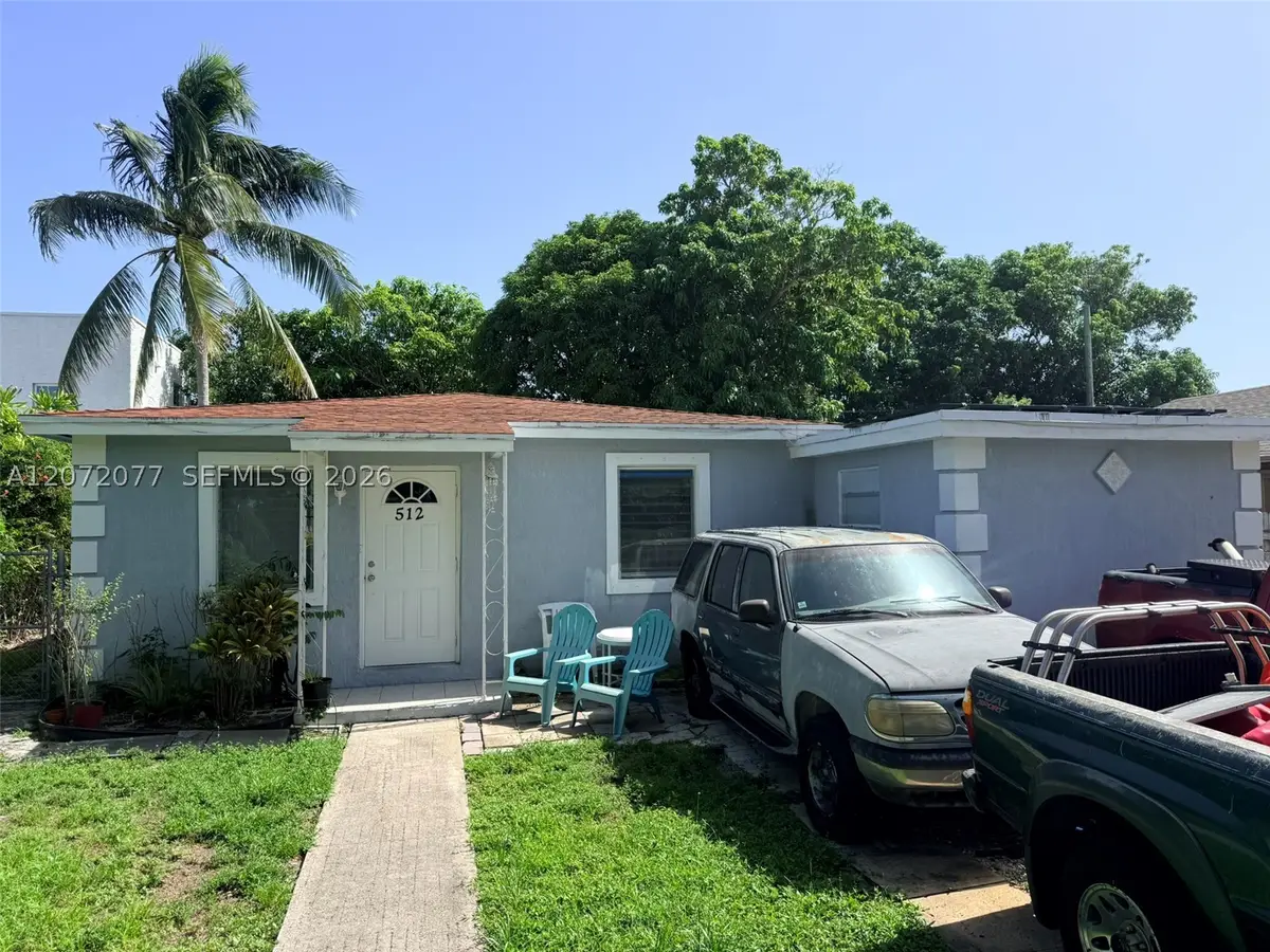 512 Independence Rd, West Palm Beach, FL 33405 - #1