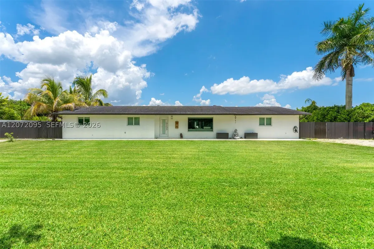 18725 SW 218th St, Miami, FL 33170 - #1