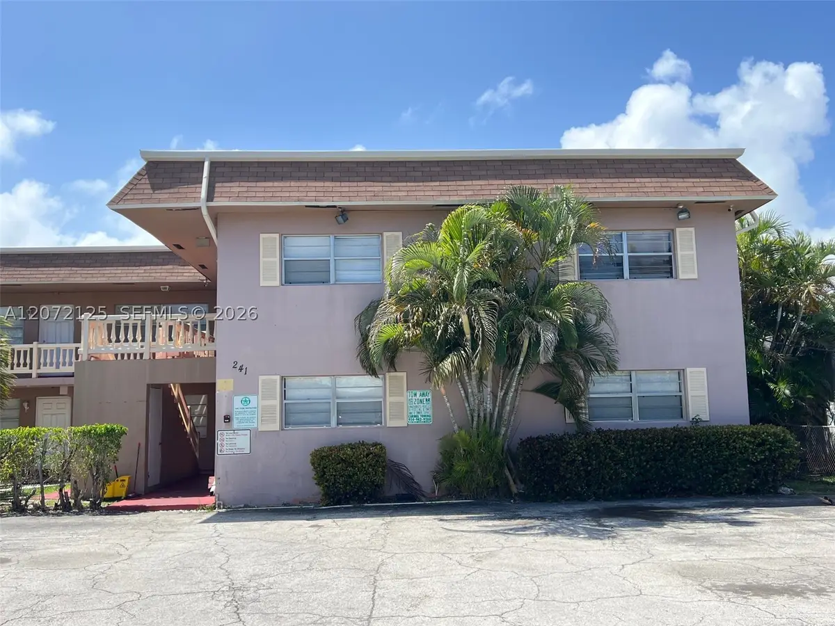 241 SE 9th Ave #109, Pompano Beach, FL 33060 - #1