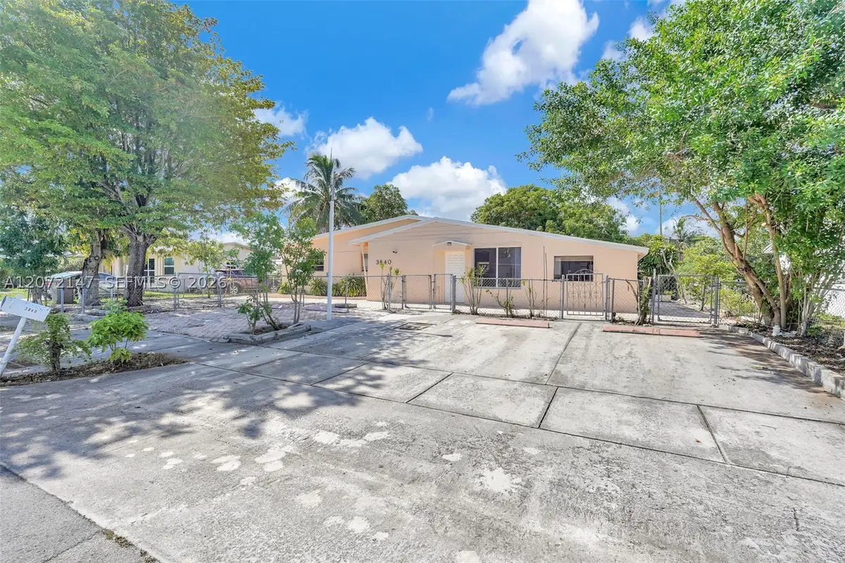 3840 SW 31st Ct, West Park, FL 33023 - #1