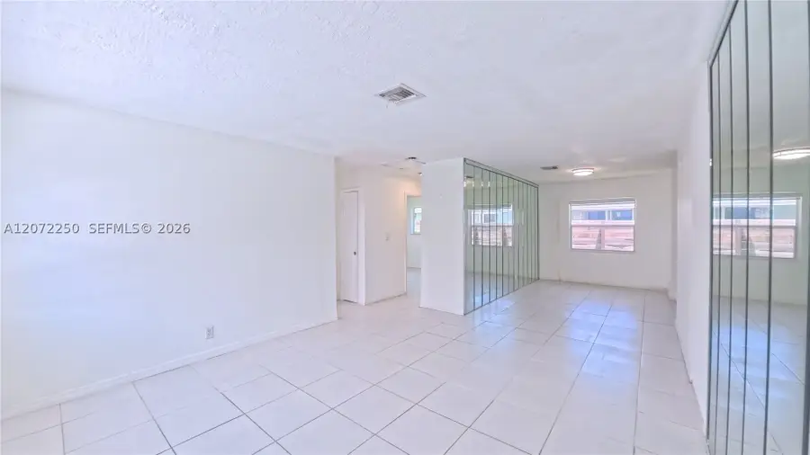 753 SW 2nd St, Dania Beach, FL 33004 - #3