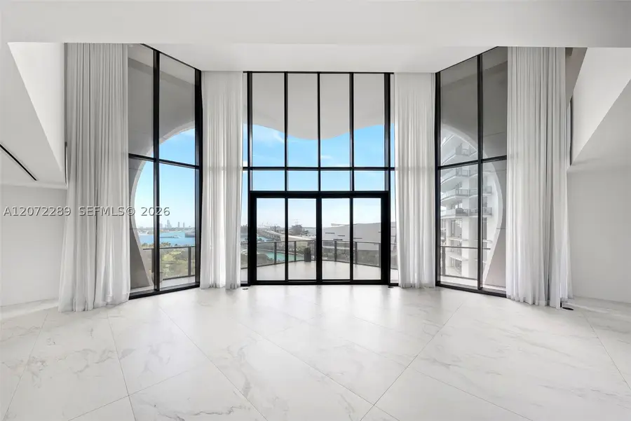 1000 Biscayne Blvd #Town House 1201, Miami, FL 33132 - #2