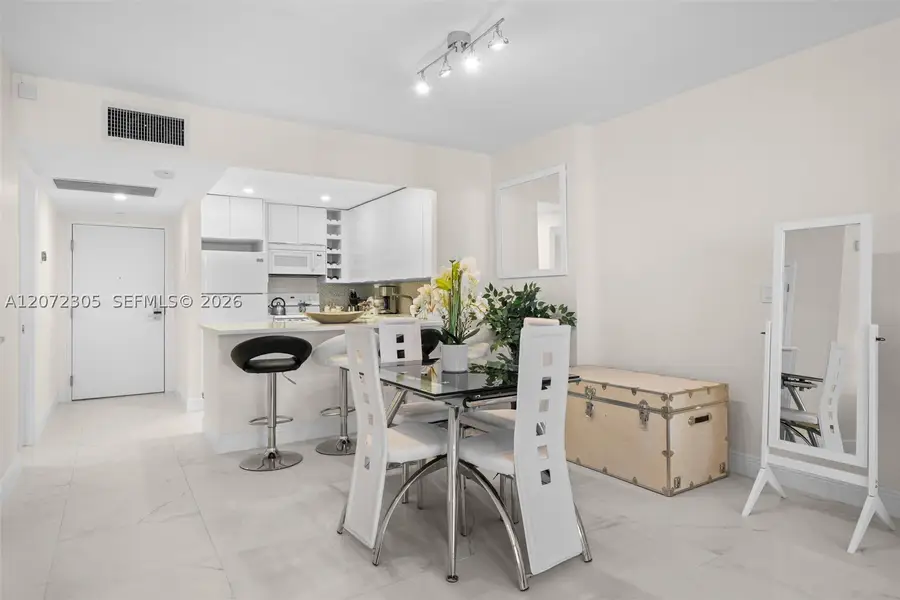 2301 Collins Ave #1014, Miami Beach, FL 33139 - #3
