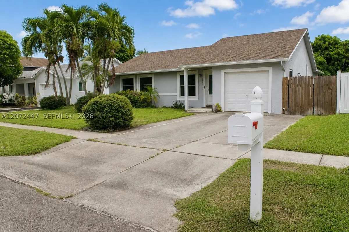 2001 SW 87th Ave, North Lauderdale, FL 33068 - #1