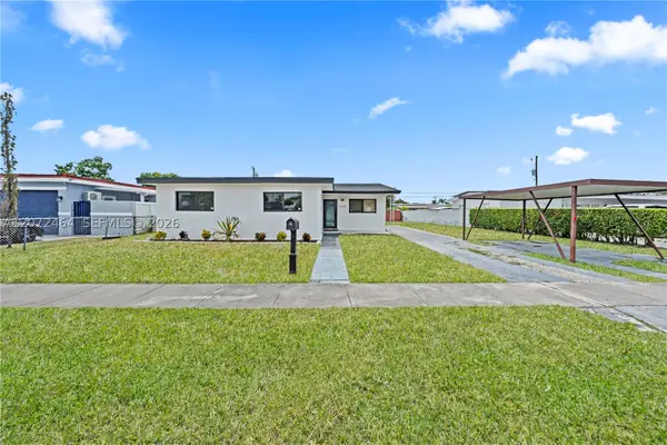 1014 W 66th St, Hialeah, FL 33012