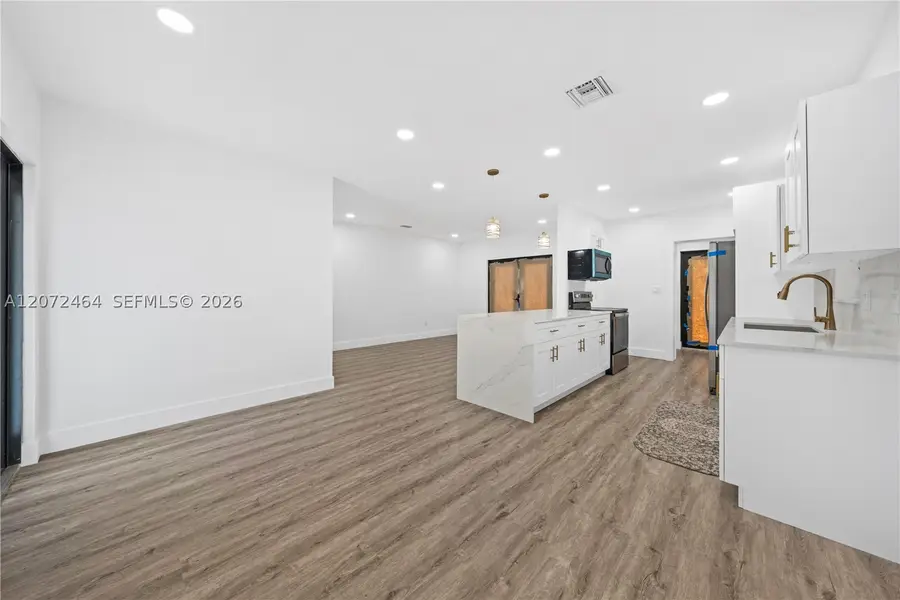 1014 W 66th St, Hialeah, FL 33012 - #3