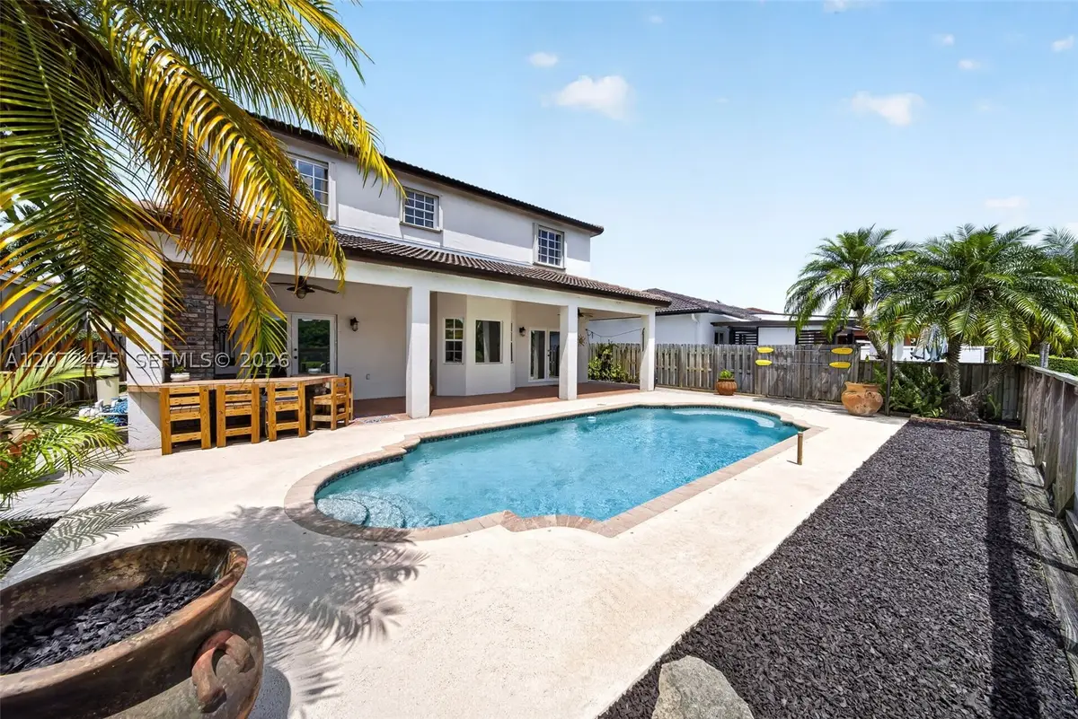 6903 SW 158th Ave, Miami, FL 33193 - #1