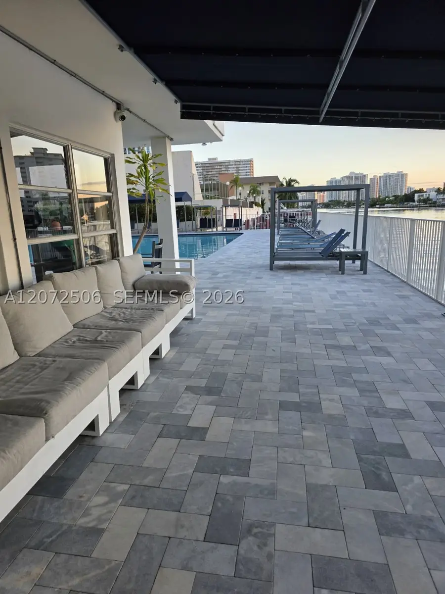 1833 S Ocean Dr #809, Hallandale Beach, FL 33009 - #2