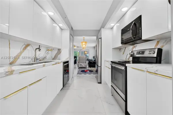 1651 SW 127th Ave #212A, Pembroke Pines, FL 33027