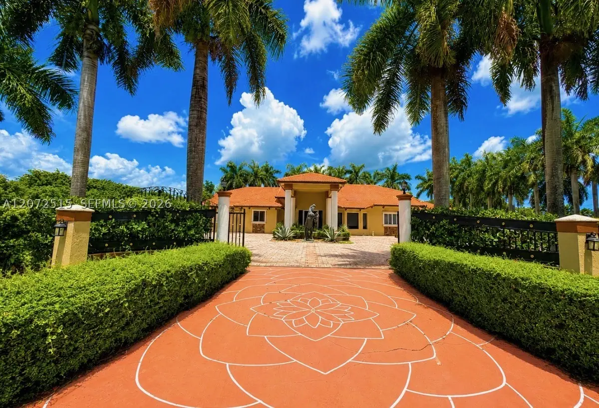 19701 SW 197th Ave, Miami, FL 33187 - #1