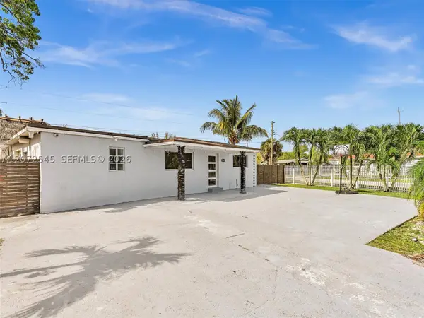 2001 NW 206th St, Miami Gardens, FL 33056