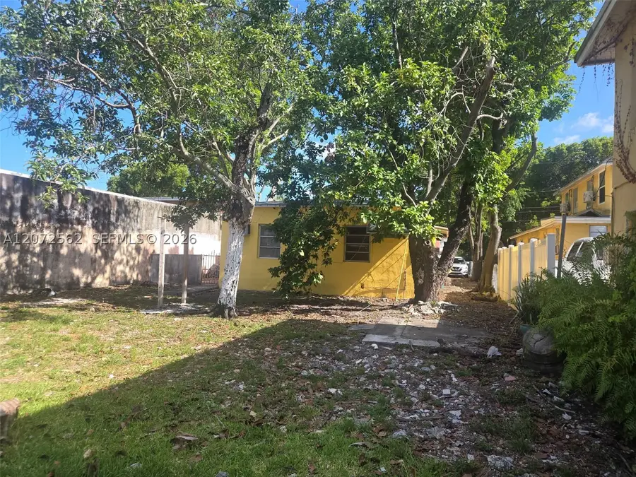 1029 NW 28th St, Miami, FL 33127 - #2