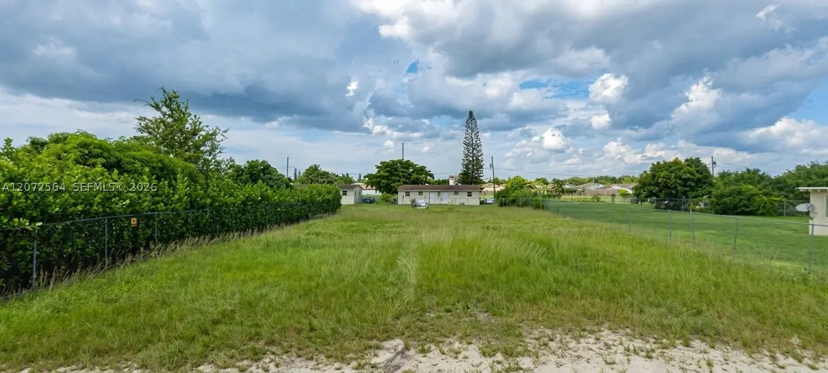 11821 SW 213th St, Miami, FL 33177 - #1