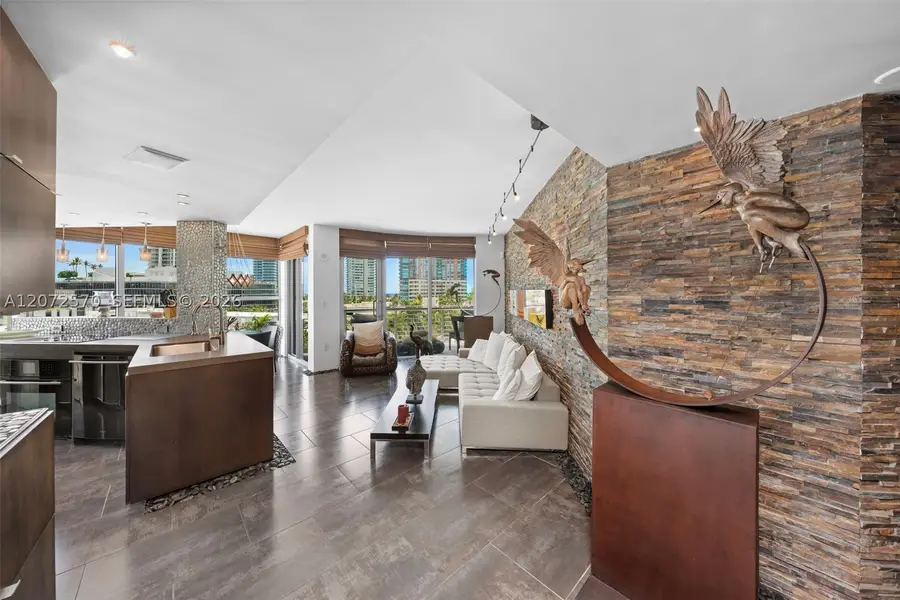 110 Washington Ave #1709, Miami Beach, FL 33139 - #3
